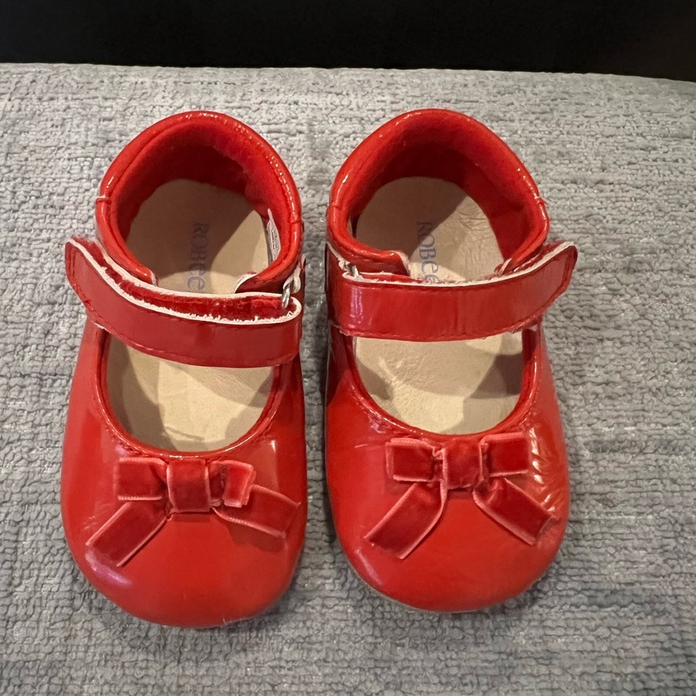 Robeez Baby Red Bow Leather Mary Jane size 12-18 month (like new condition!)